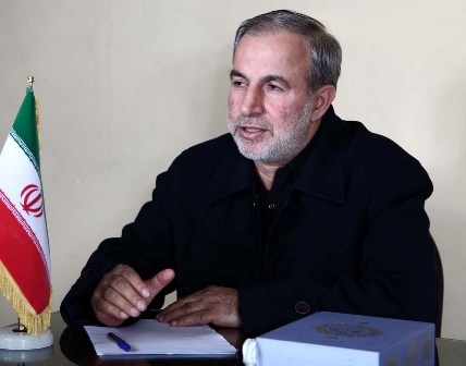 من از دوستان هم استانی خودمان تعجب میکنم ، آنها باید ارق استانی داشته باشند ، نه اینکه بخواهند رودسر و املش از گیلان جدا بشود