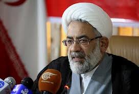 منتظری: چه معنی دارد قاضی معزول در راس سازمانی عریض قرار گیرد