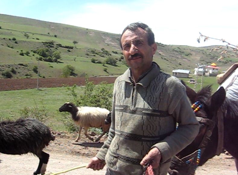 فیلم کوچ ییلاقی دامداران سیاهکلی به سمت دیلمان