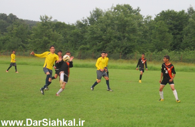 fotbal_hamyari_siahkal_perspolis_ghazvin (8)