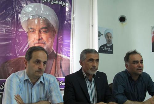 مطمئنا و به امید خدا، روحانی مسئله حصر موسوی و کروبی را حل می کند