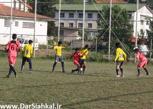 fotbal-hamyari-siahkal-tolam-shahr (11)
