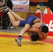 عالیان مدال طلای کشتی فرنگی گیلان را به دست آورد/۲کشتی گیر سیاهکلی در اردوی تیم ملی به سر میبرند