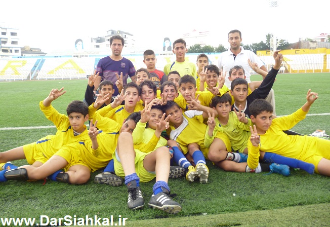 ayandesazan_siahkal_fotbal (4)