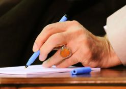 جلیلی عضو مجمع تشخیص مصلحت نظام و شمخانی به نمایندگی رهبر معظم انقلاب اسلامی در شورایعالی امنیت ملی منصوب شد