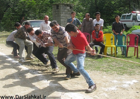 BAZI_BOMI_MAHALI_GILAN_DAR_SIAHKAL (8)