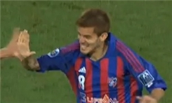 آریا هافبک مورد نظر کی‌روش