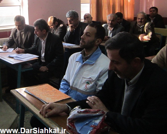 dadras_helal_ahmar_dar_siahkal (5)