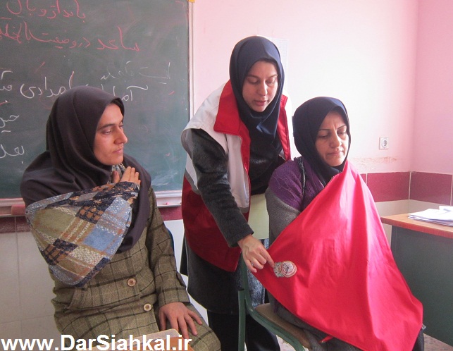 dadras_helal_ahmar_dar_siahkal (7)