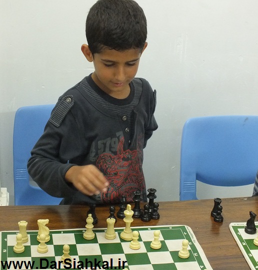 هنرجویان شطرنج باز سیاهکلی خود را در لنگرود محک زدند/ حضور یک پدیده در تیم سیاهکل