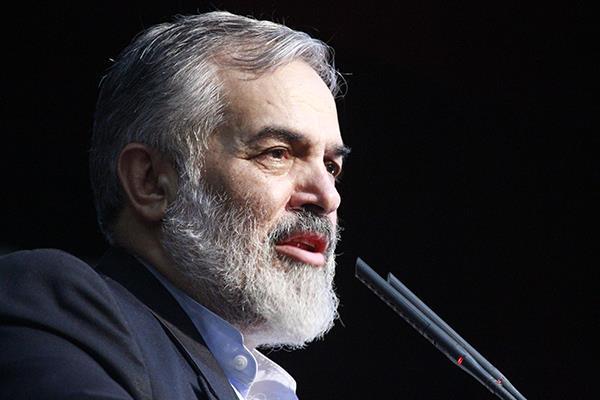 جوابیه قدیری ابیانه به یک کامنت در سایت درسیاهکل