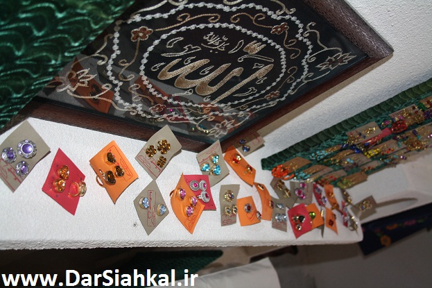 namayeshgah_sanaye_dasti_dar_siahkal (1)