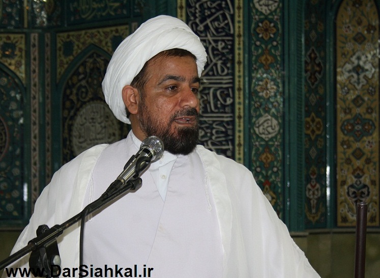 حرمت ایام فاطمیه را در عید نوروز نگه دارید/ دولت در سیاست های اقتصادی خود تجدید نظر کند