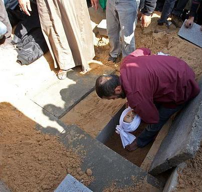 israeli_soldiers_vs_palgirl (19)