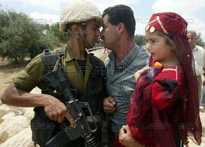 israeli_soldiers_vs_palgirl (40)