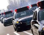 گشت حفاظتی با چراغ‌های گردان از تغییر کاربری شالیزارهای سیاهکل جلوگیری می کند/ دهیاران بنگاه دار حواسشان را جمع کنند