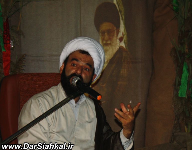 خلاف کردن از انجام دادن کار فرهنگی آسانتر شده است/ مسئولین باید جوابگوی شهدا باشند