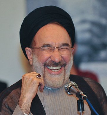 چرا خاتمی امضایش زیر یک نامه را علنی کرد؟