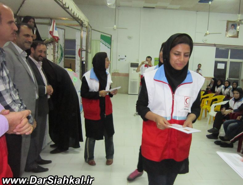 helal_ahmar_dar_siahkal (10)