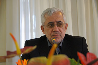 سران فتنه از منظر فرماندار لنگرود/ خاتمی دلسوز نظام است!