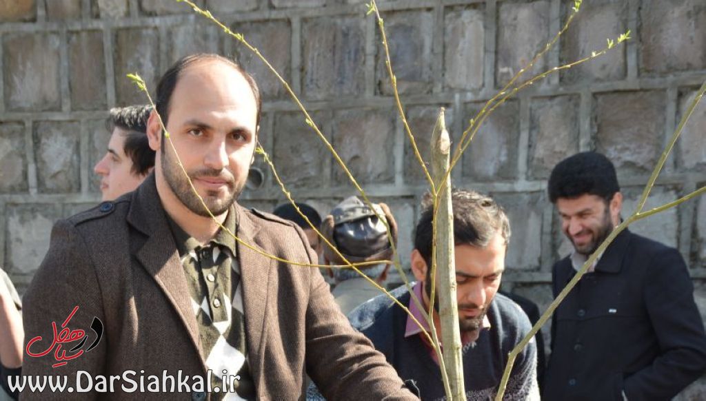 دهیار سیاهکلی در کشور نمونه شد