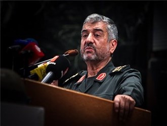 مسئولان ملاحظه‌کاری در مورد عربستان خائن را کنار بگذارند/ عربستان خائن در مسیر اسرائیل حرکت می‌کند