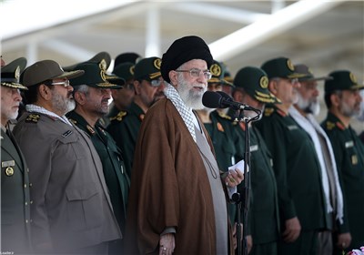 اجازه بازجویی از دانشمندان و بازرسی از هیچ‌‌یک از مراکز نظامی را به بیگانگان نخواهیم داد