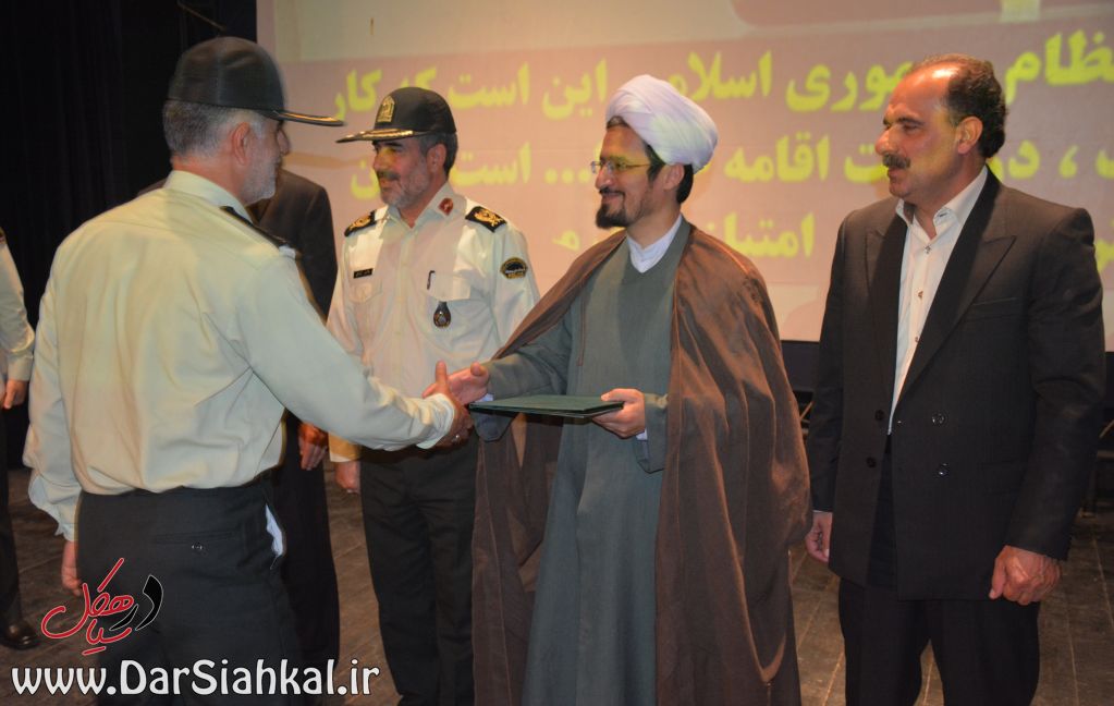 niroye_entezami_dar_siahkal (25)