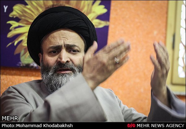 انداختن مشکلات به گردن دولت نهم و دهم خجالت آور است/ به جای وارد کردن هواپیما، مشکلات مردم را برطرف کنیم