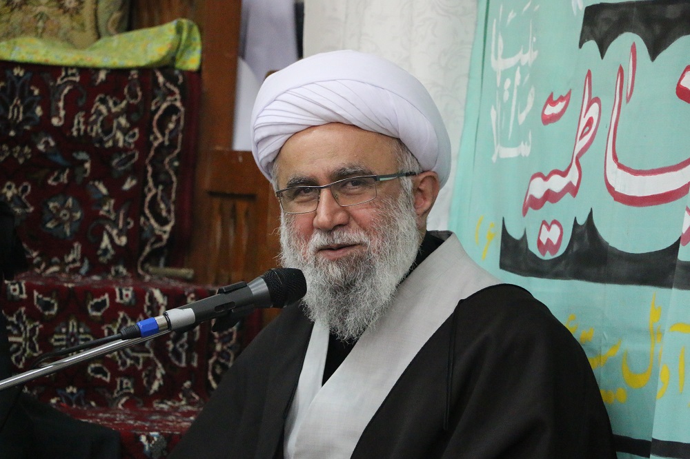 مریدامام خامنه ای هستم/تنها لیستی که پذیرفته ام جامعه مدرسین است، بقیه بدون هماهنگی بود/شورای رهبری بحثی انحرافی است