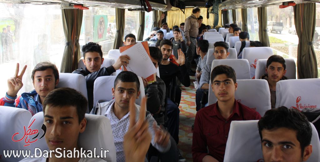 اعزام دومین کاروان راهیان نور دانش آموزی سیاهکل به مناطق عملیاتی جنوب