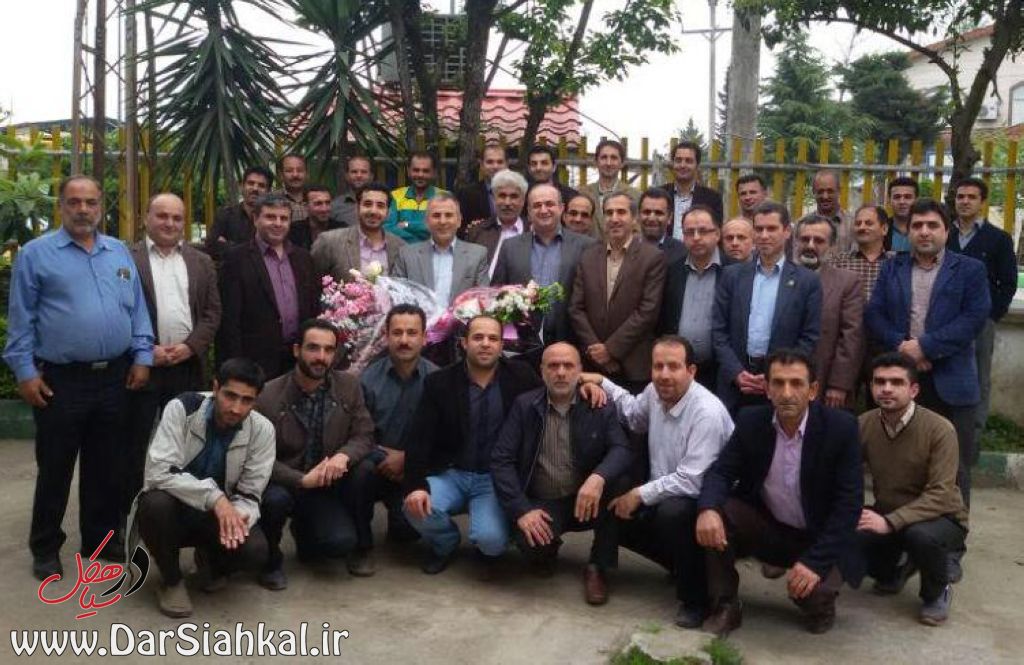 جشن بازنشستگی حسن زاده در اداره توزیع برق سیاهکل برگزار شد+گزارش تصویری