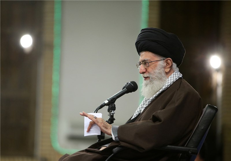 حزب‌الله لبنان همچون خورشید می‌درخشد/ تهدید ایران به جنگ سخت و بمباران “غلط زیادی” است، جرأتش را ندارند