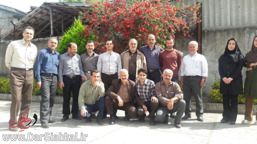 مراسم تجلیل از همکار بازنشسته در آبفار سیاهکل برگزار شد+تصاویر