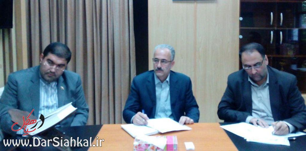 تعیین تکلیف صدور سند روستایی با حضور مقامات استانی در سیاهکل انجام شد+تصاویر