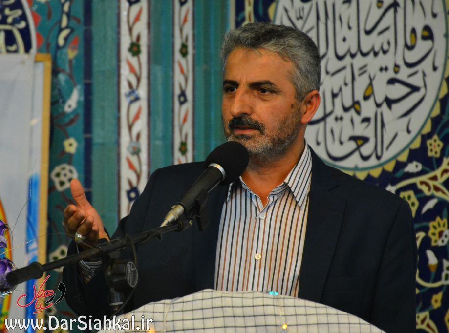 مردم به دنبال آثار هستند نه آمار/ گوشی تلفن همراه وسیله امتحان نماینده نیست