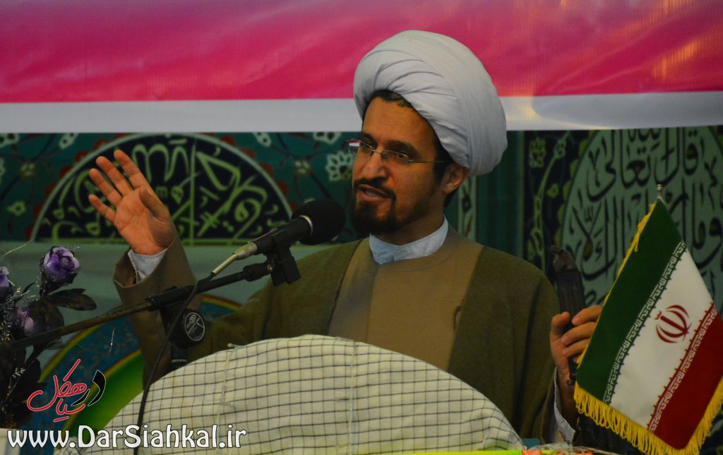 فرمایش رهبری جای چون و چرا ندارد/ تأکید بر حضور روحانی در مجالس عزاداری+گزارش تصویری