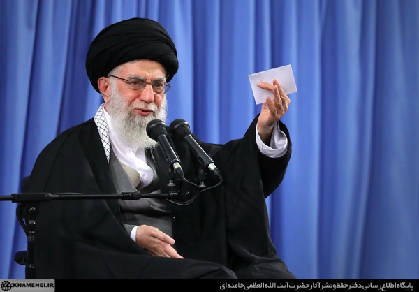 انگلیس همیشه منبع تهدید، فساد و نکبت برای غرب آسیا بوده است/ شیعه انگلیسی و سنّی امریکایی مثل دو لبه یک قیچی آتش‌افروزی می‌کنند