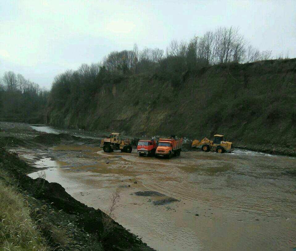 هشدار جدی یگان حفاظت محیط زیست گیلان به برداشت کنندگان متخلف شن و ماسه