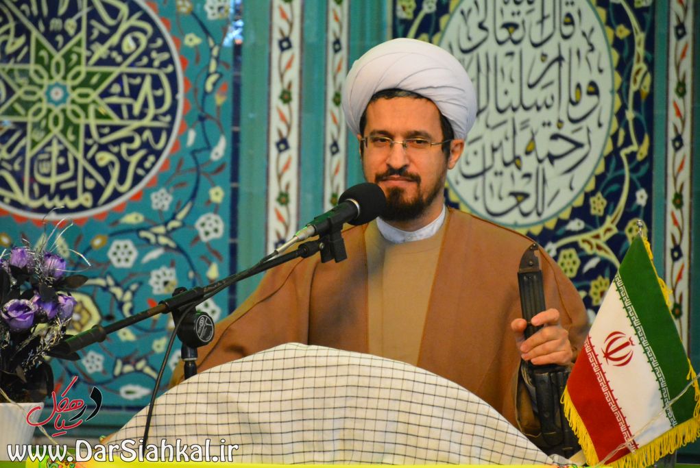 کمبودها و نارسایی ها به دلیل خیانتکاری است/ راهپیمایی ۲۲ بهمن پاسخی به دشمنان خارجی و خیانتکاران داخلی+گزارش تصویری