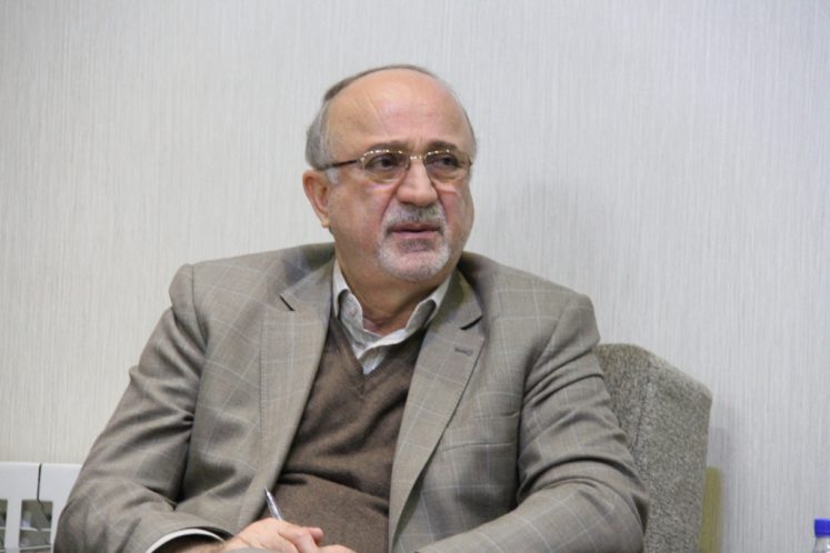 استقرار ۴۲۰ دستگاه ماشین آلات سنگین و امدادی برای مقابله با بارش برف