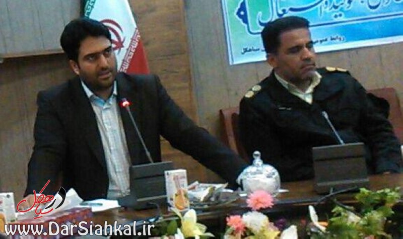 توجه به قشر پرتلاش کارگری امری ضروری است