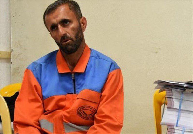 با لباس پاکبانی در جلسه شورا حاضر می‌شوم / رفتگری را ادامه می‌دهم