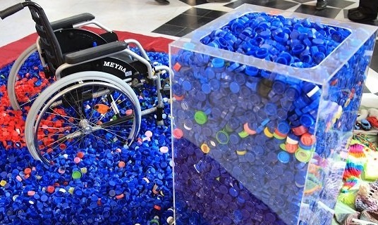 پسماندهای سیاهکلی ها بدل به صندلی چرخ دار شدند