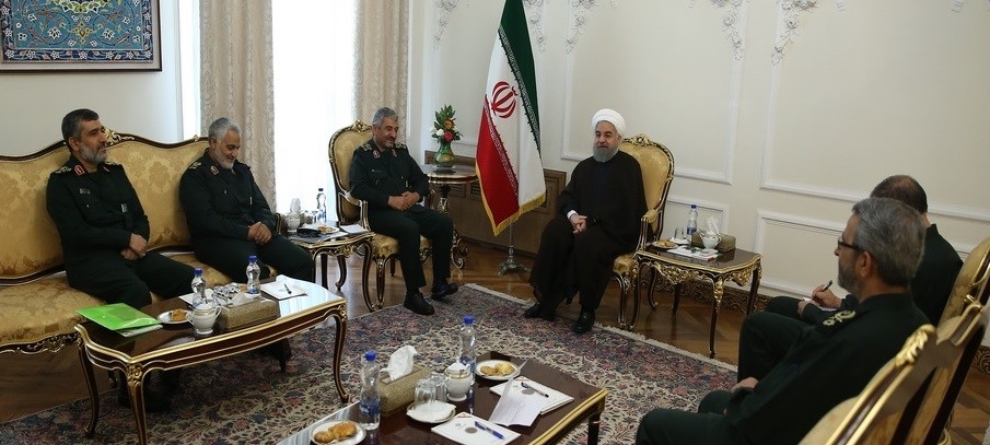 حاشیه‌سازی برای دولت توسط مدیرکل سیاسی استانداری گیلان / فاصله‌اندازی بین دولت و دیگر ارکان نظام برای چه کسانی منفعت دارد؟