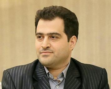 اهدای لوح تقدیر به فرماندار سیاهکل بسی جای تعجب دارد/ کمتر بیاد داریم از مُحصل رفوزه تقدیر کرده باشند