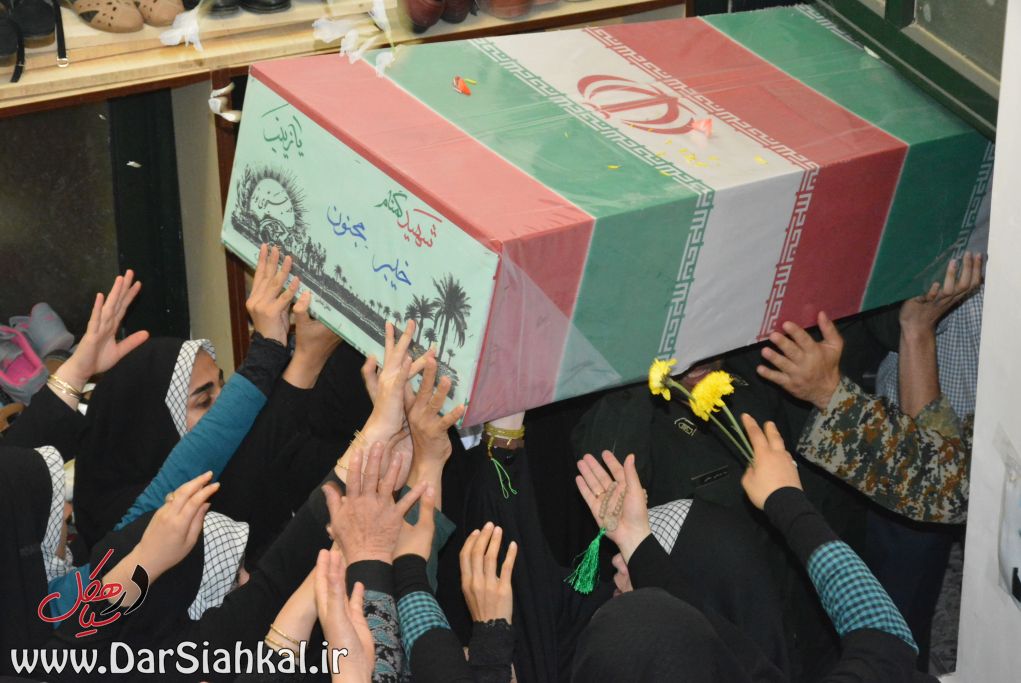 تشییع پیکر شهید گمنام سیاهکل (۱۲)