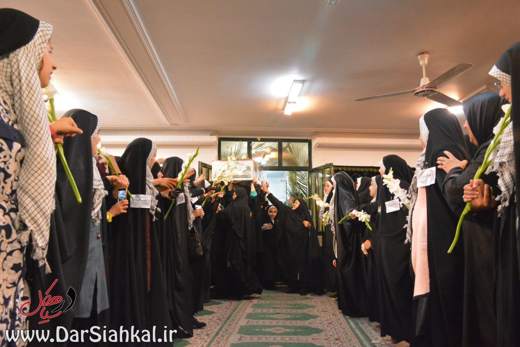 تشییع پیکر شهید گمنام سیاهکل (۱۶)