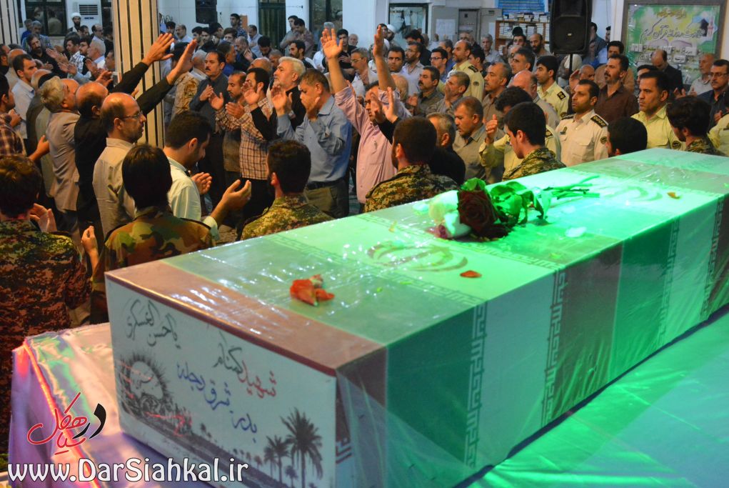 تشییع پیکر شهید گمنام سیاهکل (۳۶)