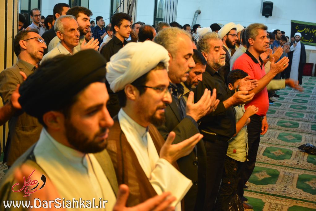 تشییع پیکر شهید گمنام سیاهکل (۳۷)